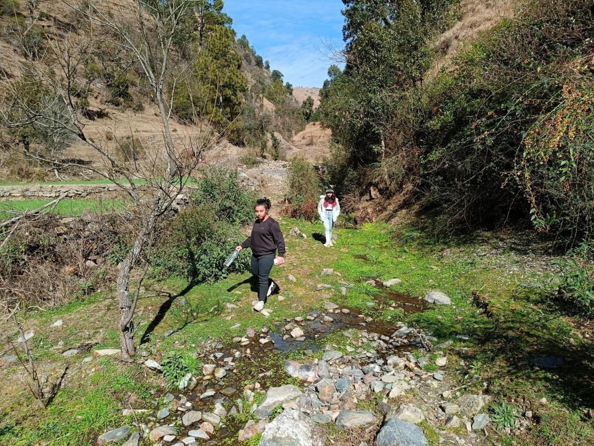 Skywood Resort Shoghi Shogi Экстерьер фото