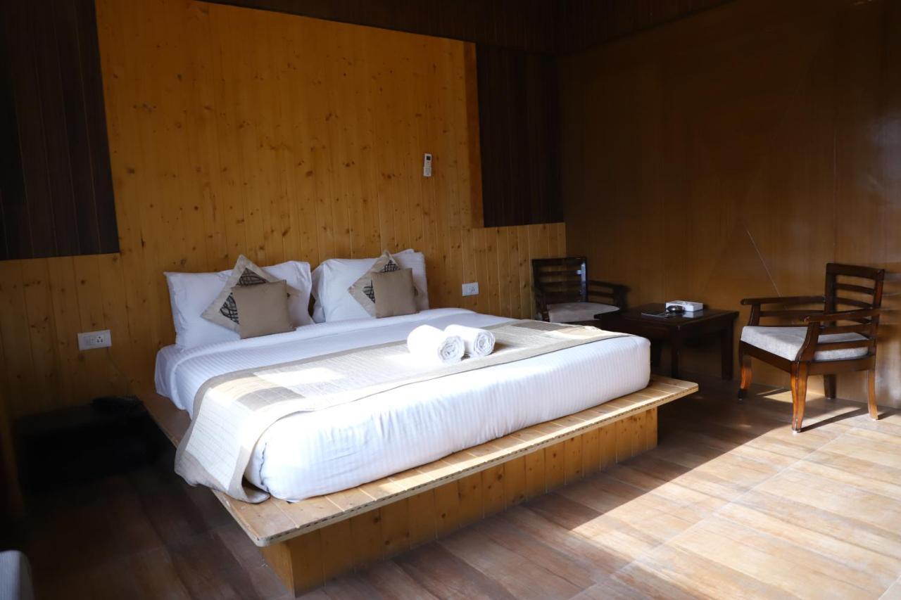 Skywood Resort Shoghi Shogi Экстерьер фото