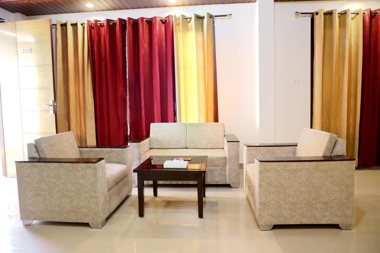 Skywood Resort Shoghi Shogi Экстерьер фото